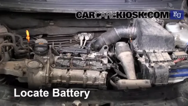 2007 Skoda Roomster HTP 1.2L 3 Cyl. Batterie Changement